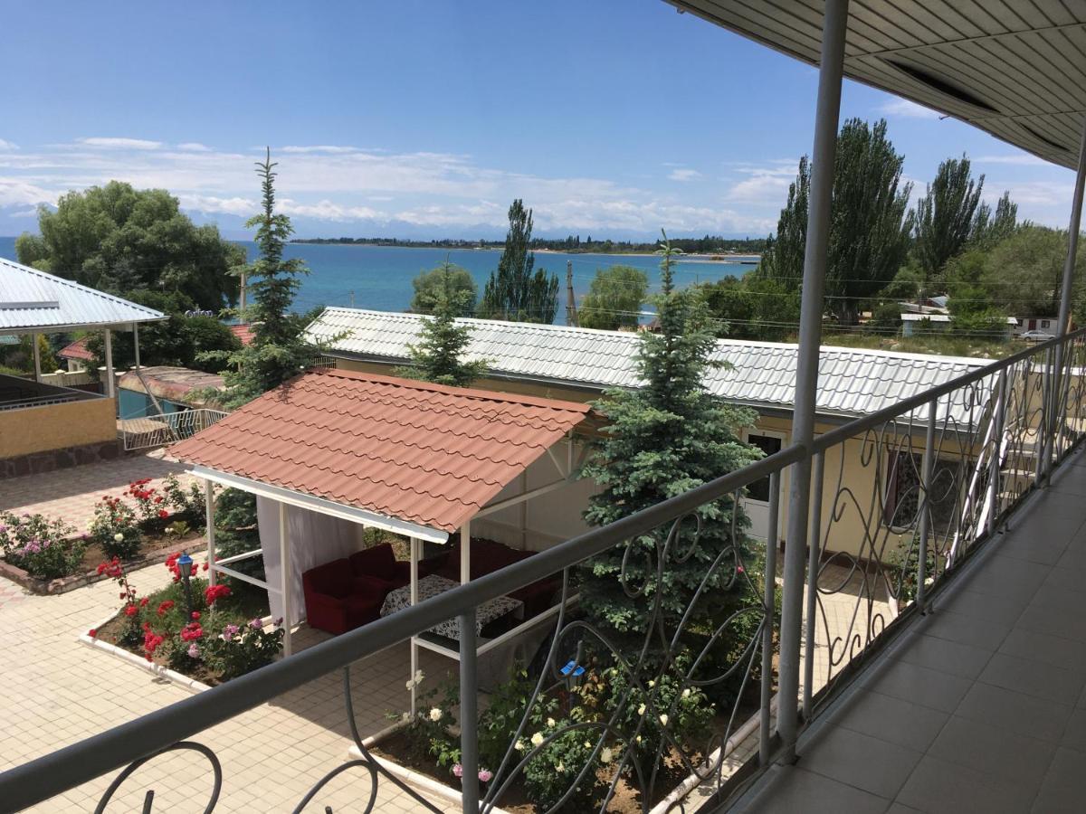 Hotel Эдем à Cholpon-Ata Extérieur photo