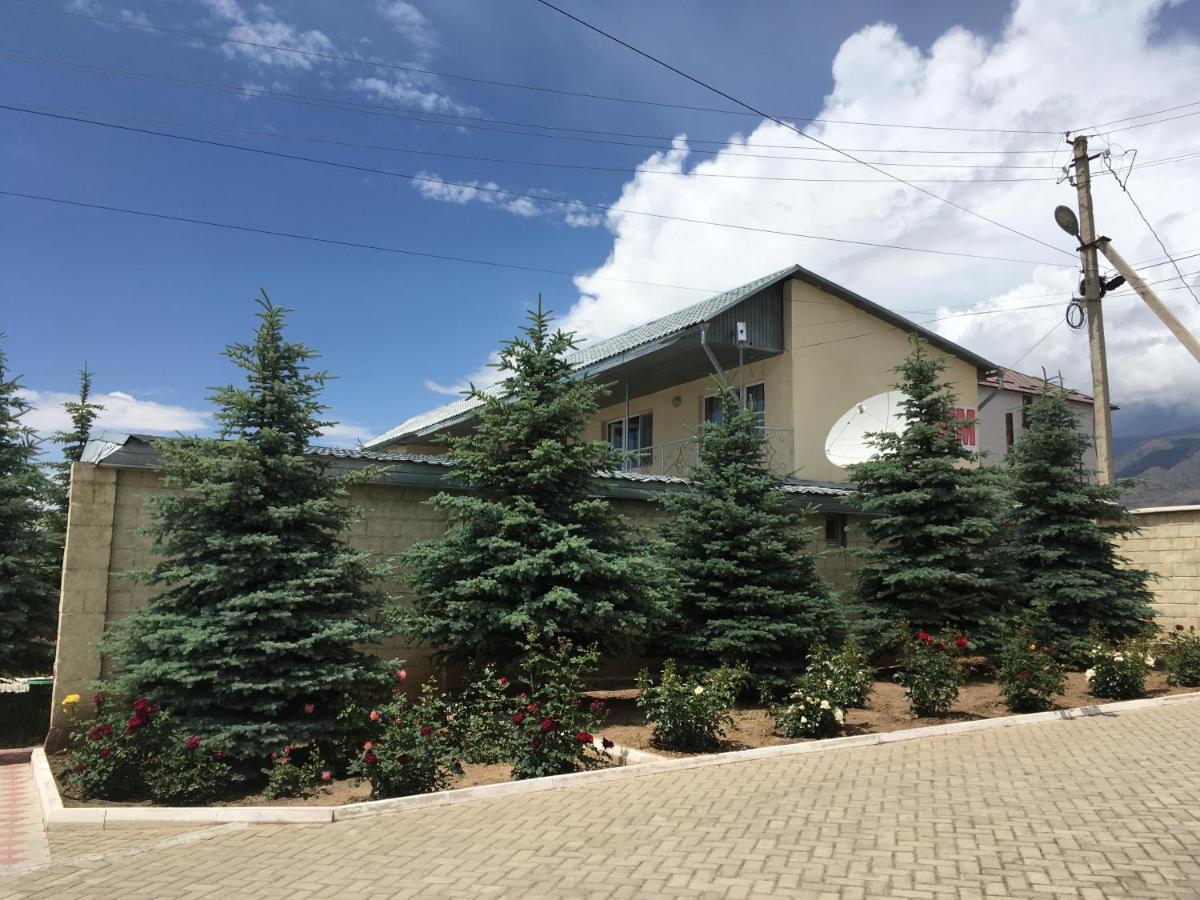 Hotel Эдем à Cholpon-Ata Extérieur photo