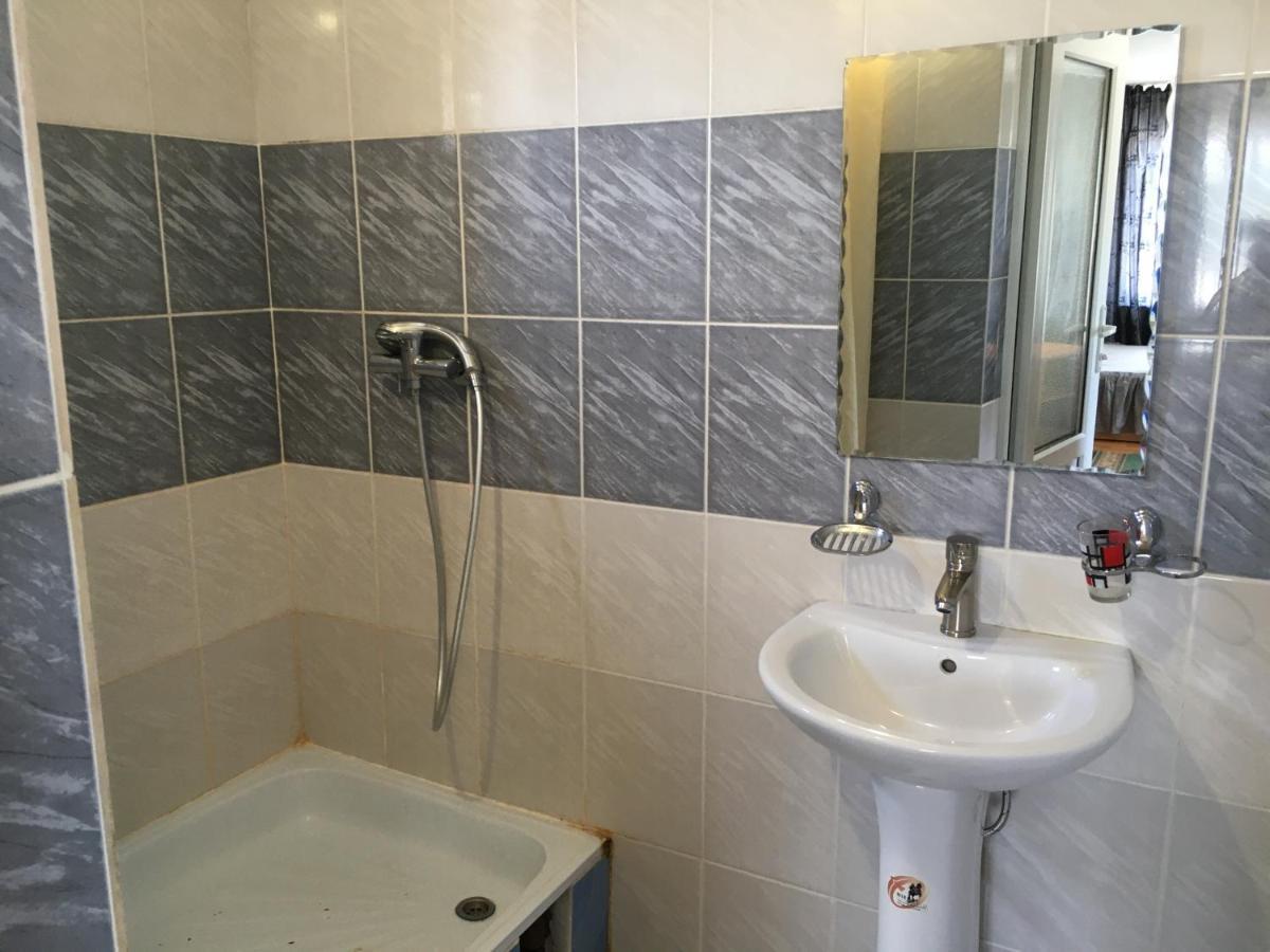 Hotel Эдем à Cholpon-Ata Extérieur photo