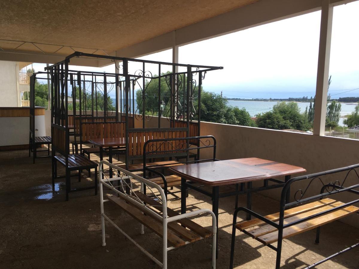 Hotel Эдем à Cholpon-Ata Extérieur photo